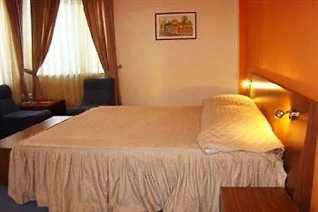 Diter Family Hotel Sofia 3*,