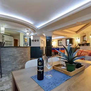 Kaja Holiday home Bansko
