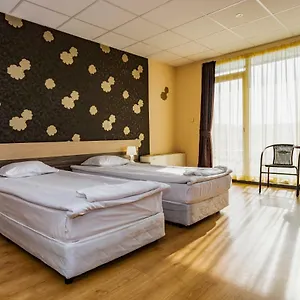 City Hotel Hotel